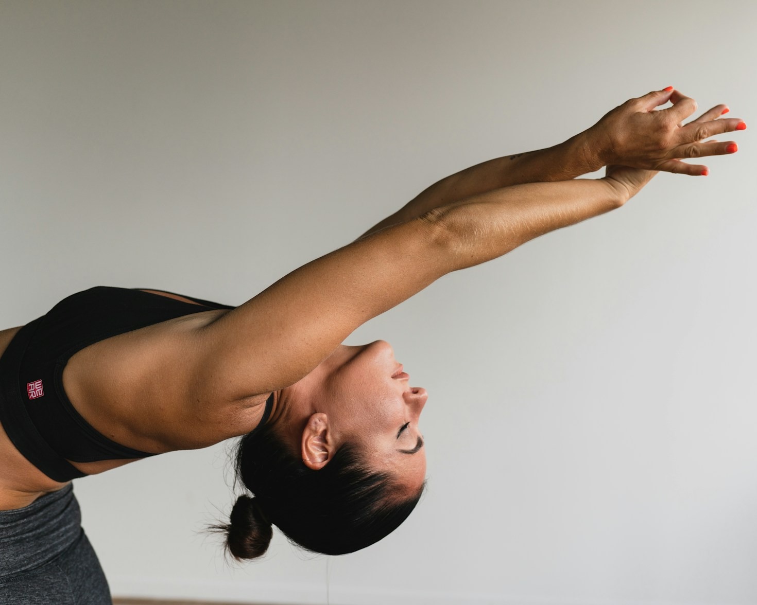 Descubre el poder transformador del yoga en Anahata